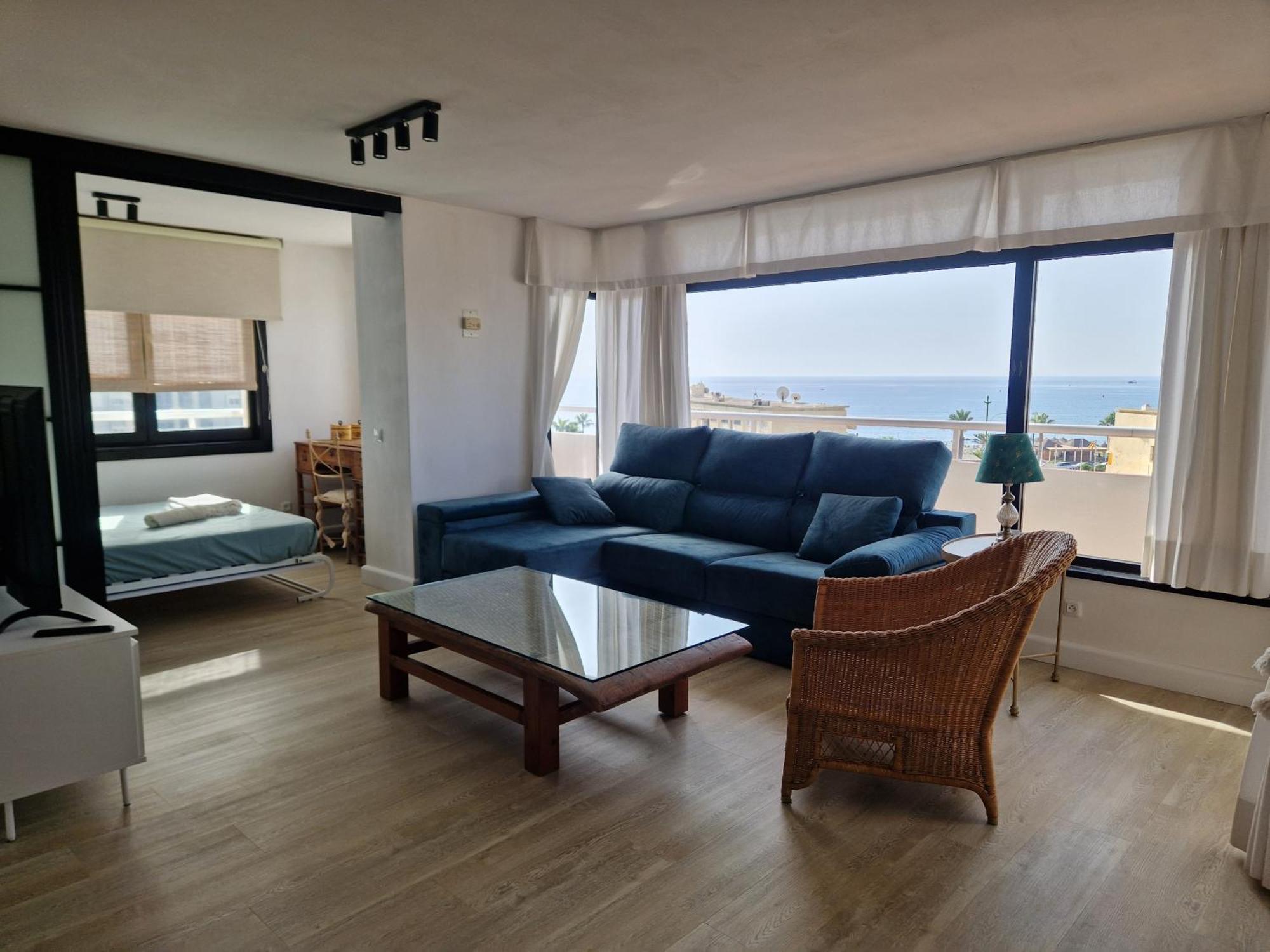Apartamento Primera Linea Playa ตอร์เรโมลิโนส ภายนอก รูปภาพ